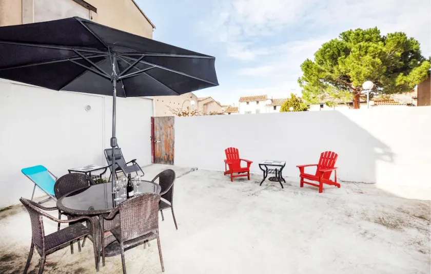 2 Bedroom Gorgeous Home In Villeneuve-Les-Montrea - Image 1