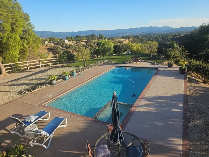 MYSTISK HILLTOP RANCH - Image 1