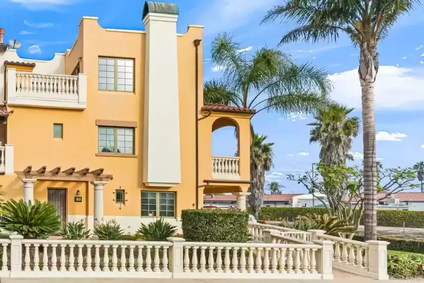 Mandalay Shores Townhome  - Image 1