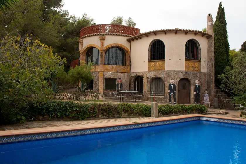 Villa con piscina e giardino a Cabo de la Nao, Costa Blanca - Image 1