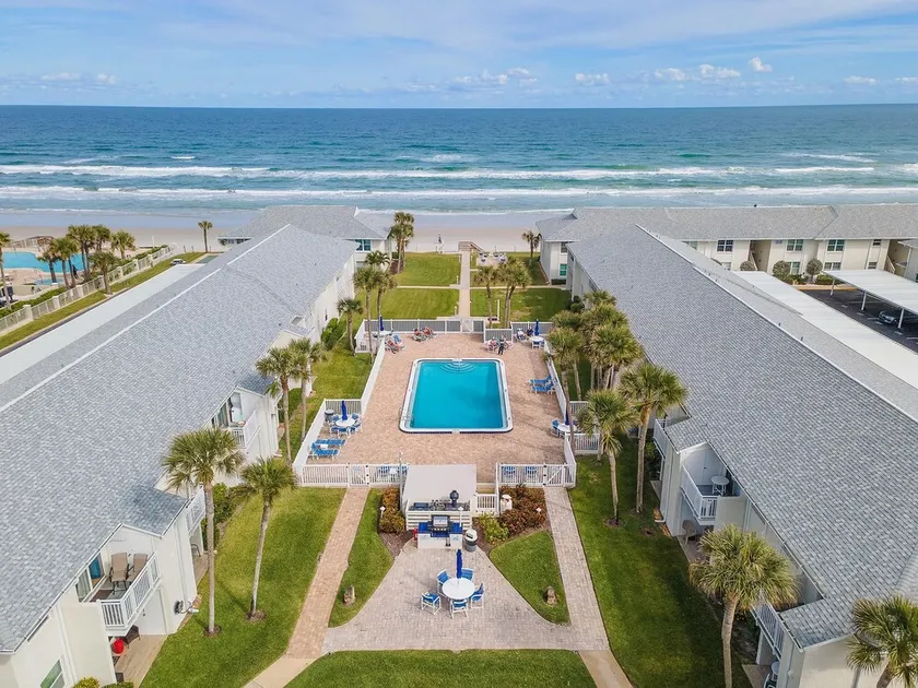 Colony Beach Club 147 - Image 1