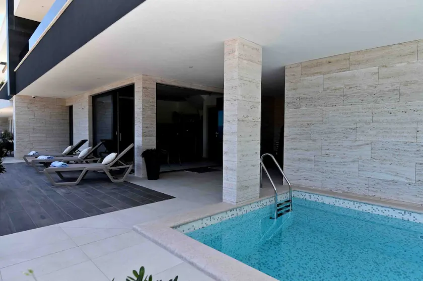Beautiful Villa near centar of town for 6 person A - Image 1