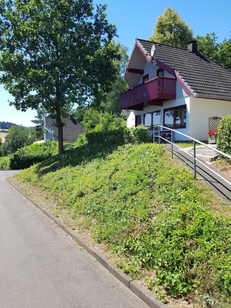 Top casa bem cuidada, com excelentes vistas no Seepark Kirchheim - Image 1