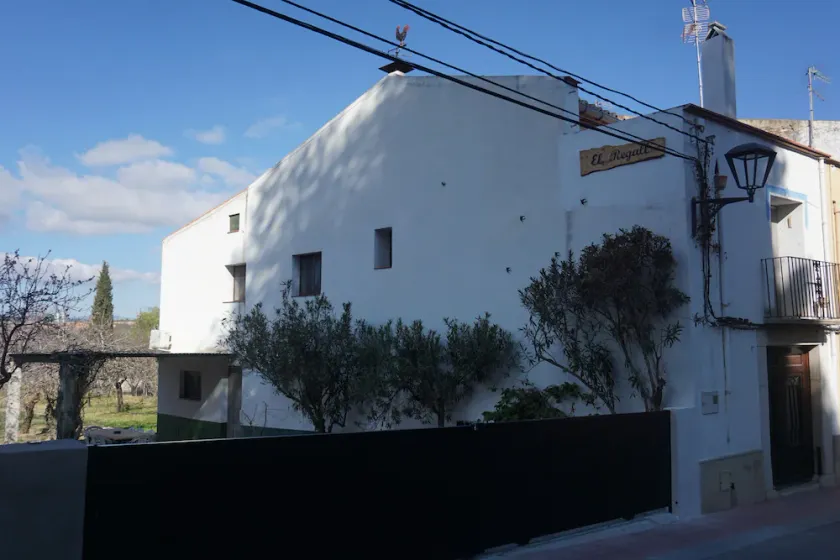 Rural house with garden, barbecue and swimming pool. Sea, mountains, culture, hiking! - Image 1