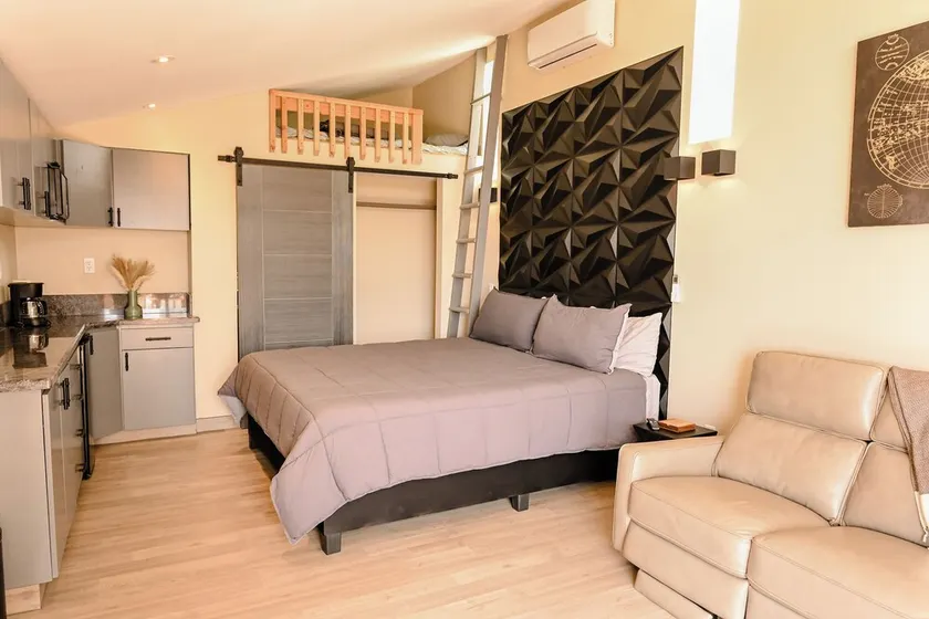 Ariels Paraiso-Contemporary Tiny #23 - Image 1