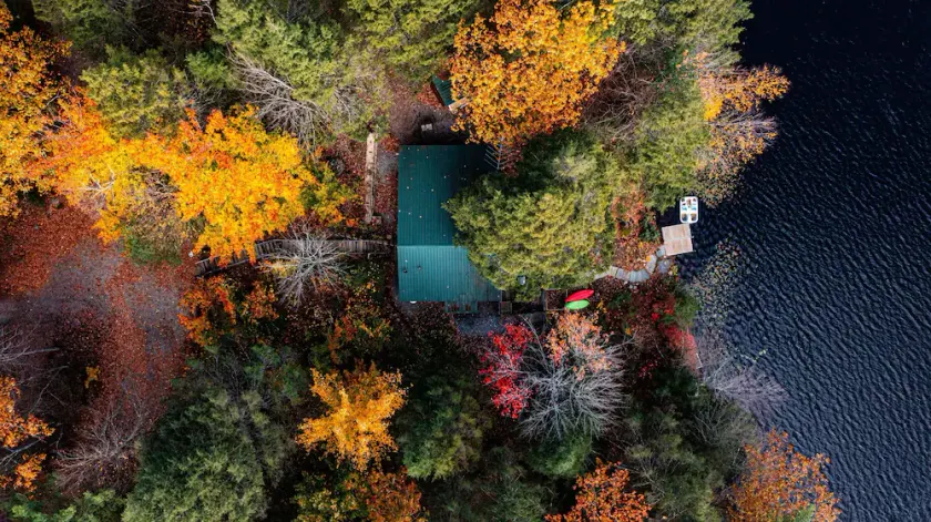 Panoramic Water Views, waterfront house on French pond - Image 1