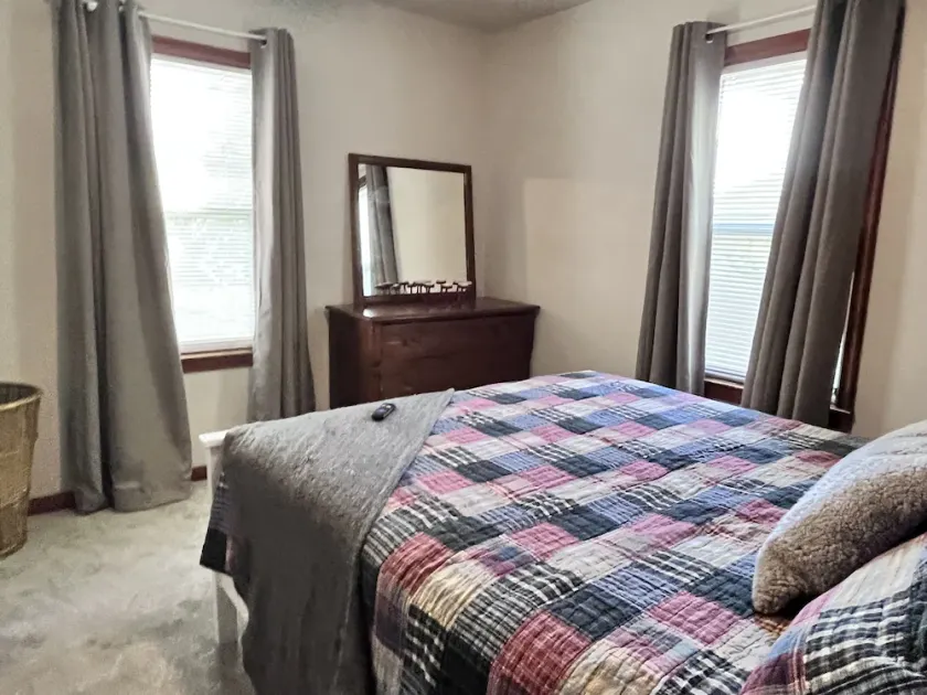 Cozy 2 Bedroom close to Cannon Valley Trail - Image 1
