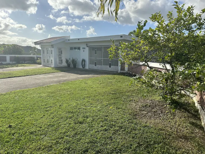 Countryside villa- 3 bedroom, 2 bath close to rainforest! - Image 1