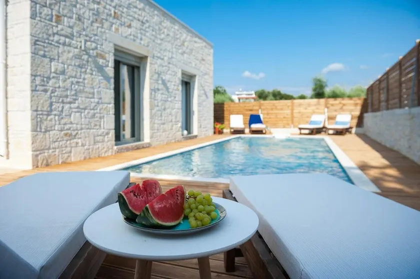 Villa Vera - Villa 3 chambres, 3 salles de bain, avec piscine chauffée et jacuzzi en plein air - Image 1