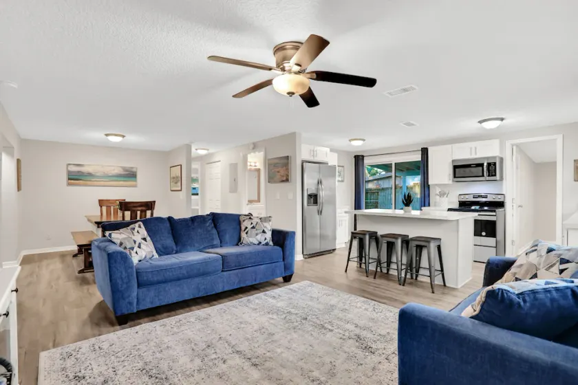 Spacious 5/2 in Orange Park - Image 1