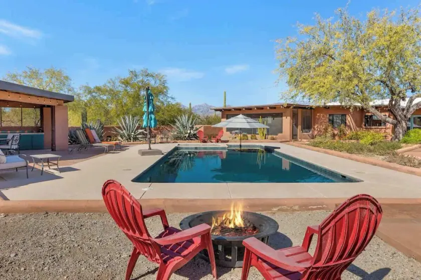 Saguaro Retreat-Salt Pool, Spa, Mountain Views - Image 1