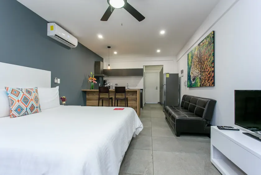 Studio for 3 people with kitchenette - Image 1