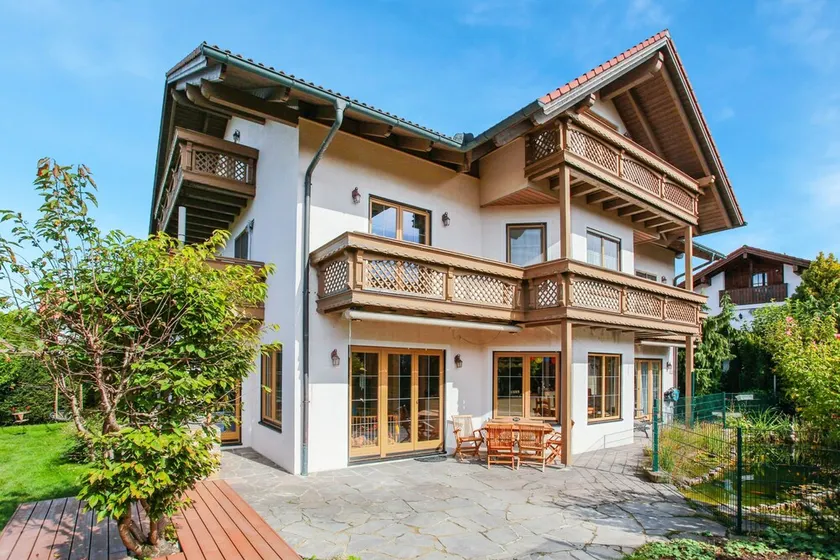Holiday Apartment \"Gelting\" with Mountain View, West and South Balcony and Wi-Fi - Image 1