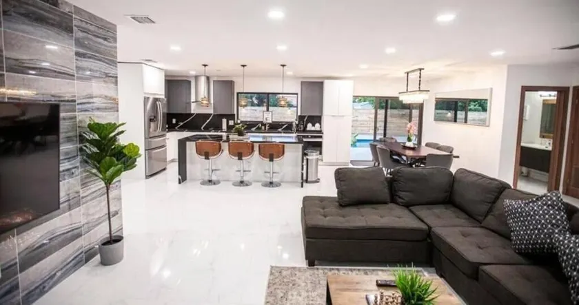Villa Dubai by Glam Homes - Image 1