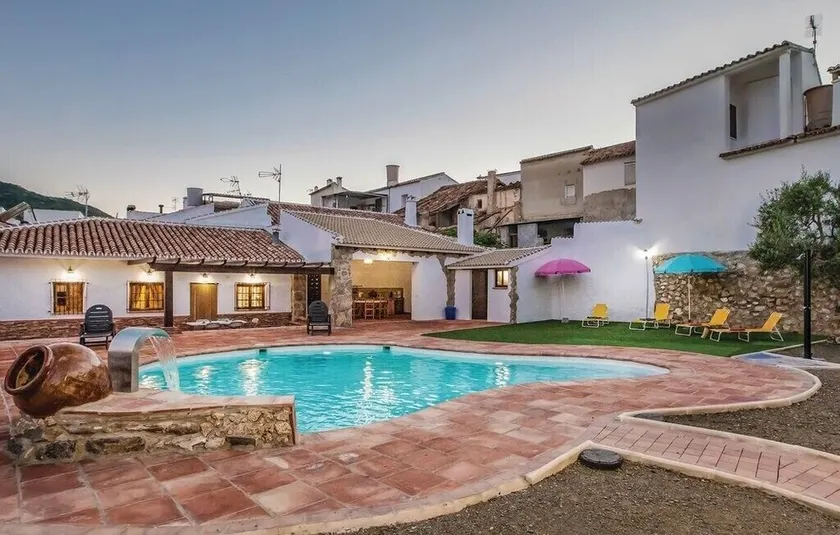 Splendida casa vacanze \"Villa Godoy\" con Wi-Fi, giardino - Image 1