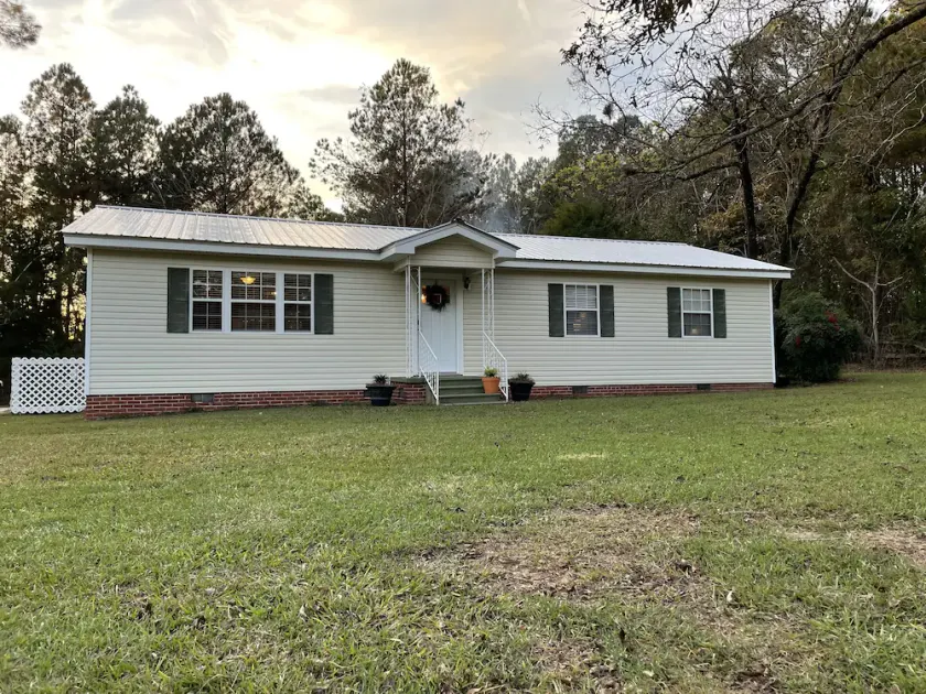 Alabama cabin located in the National Forest, ATV Park, and Beaches!!! - Image 1