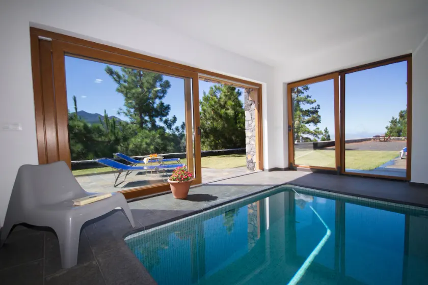 Sconto del 20% GIUGNO !!! Villa di lusso con piscina riscaldata, - Image 1