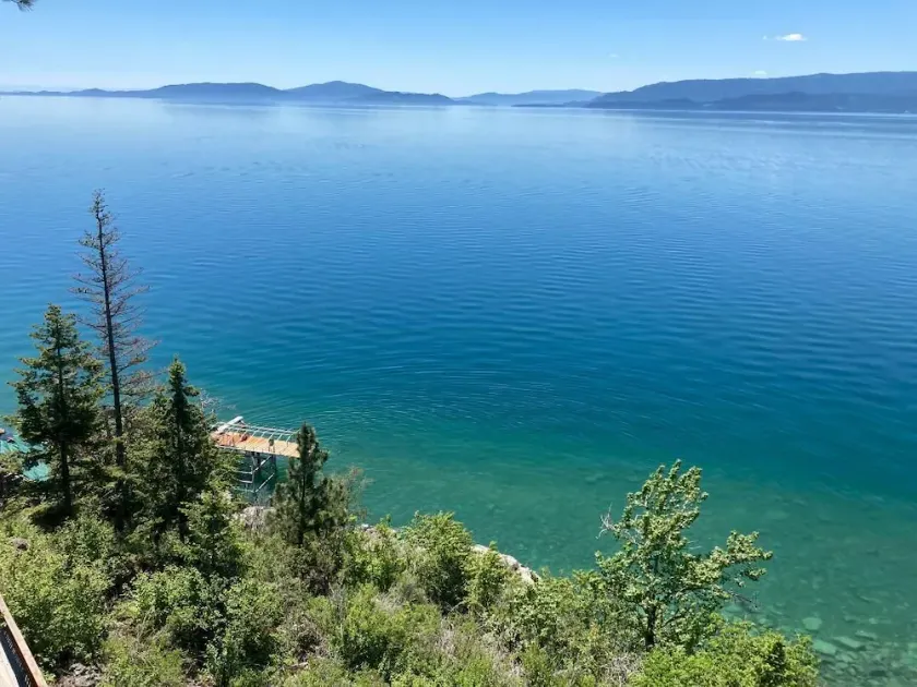 Fill your soul w/ 400' of PRIVATE waterfront w/ dock, lift, diving board & more! - Image 1