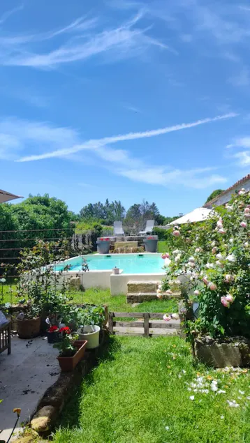 cottage swimming pool 8km st emilion - Image 1