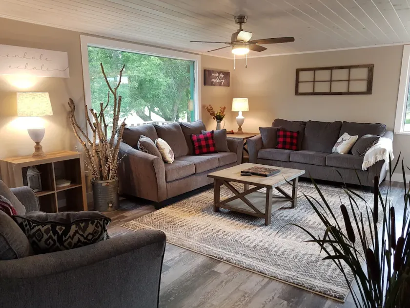 Three bedroom near Riding Mountain  - Image 1