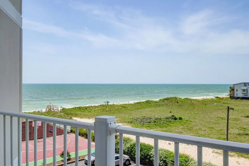 1 Bedroom Oceanfront Condo - Image 1