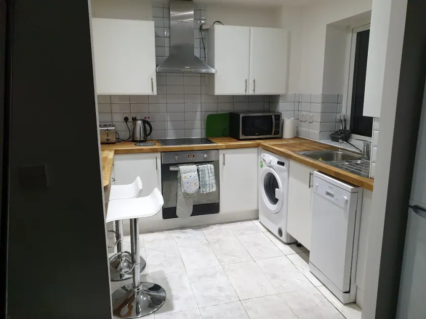 Large Modern 2 Bed apartment in Newcastle - Image 1