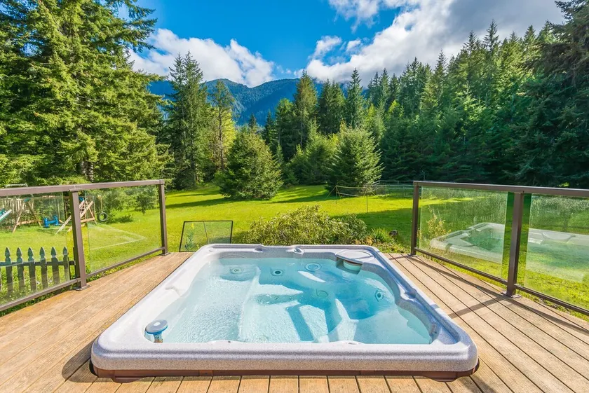 27 Forested Acres w Mountain Views nær Olympic Natl Park - Image 1