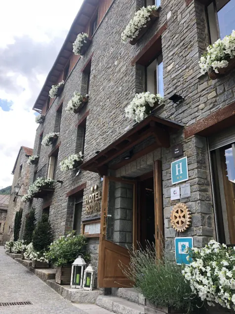 Hotel Roya - Image 1