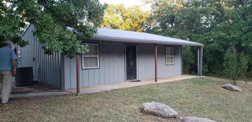 Henson 1: Rustic Vacation Cabin in the Arbuckles of Southern Oklahoma - Image 1