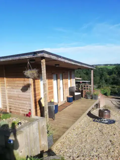 Peaceful Cabin in Skegby -Sleeps2- Fire Pit - Image 1