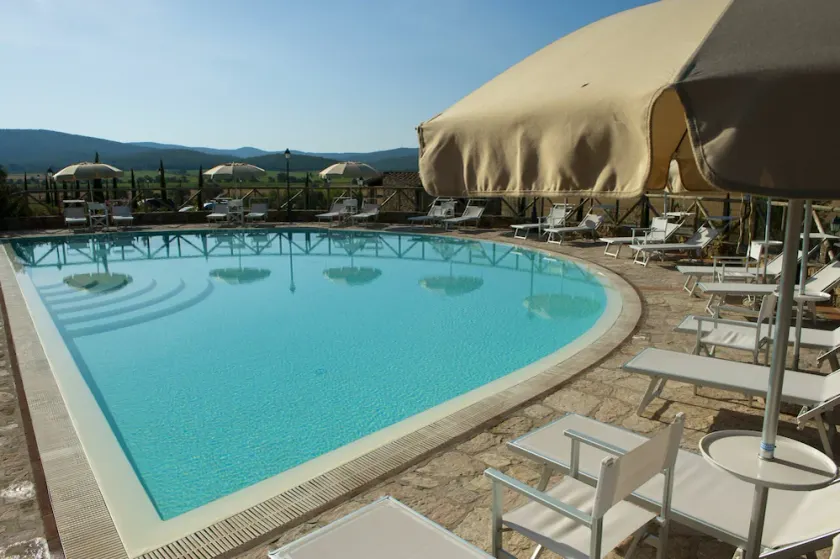 Hyggelig lejlighed for 5 personer med pool, klimaanlæg, TV og panorama udsigt - Image 1