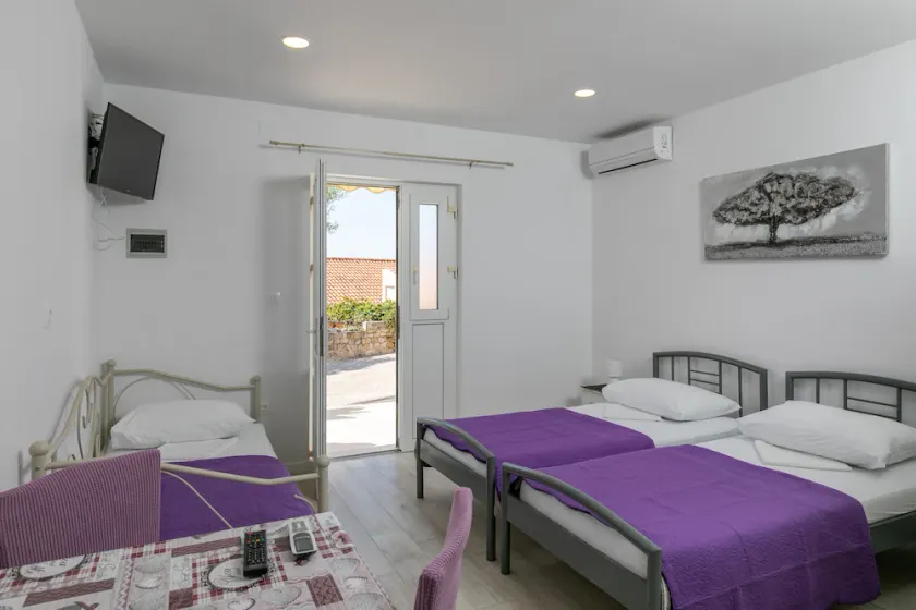 Apartments Karol & Mara - Studio 1 - Image 1