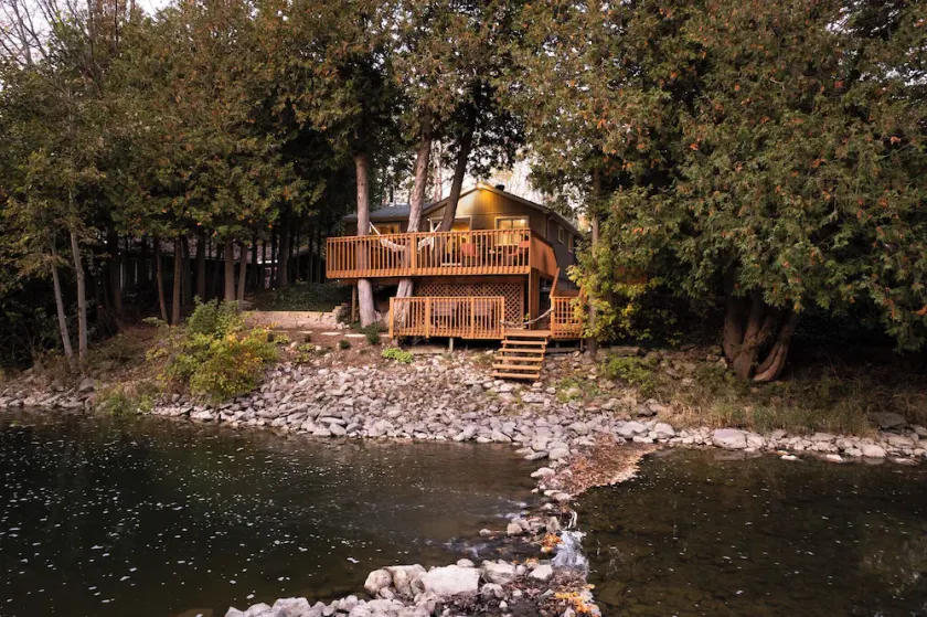 Charming Cottage on the River - Image 1