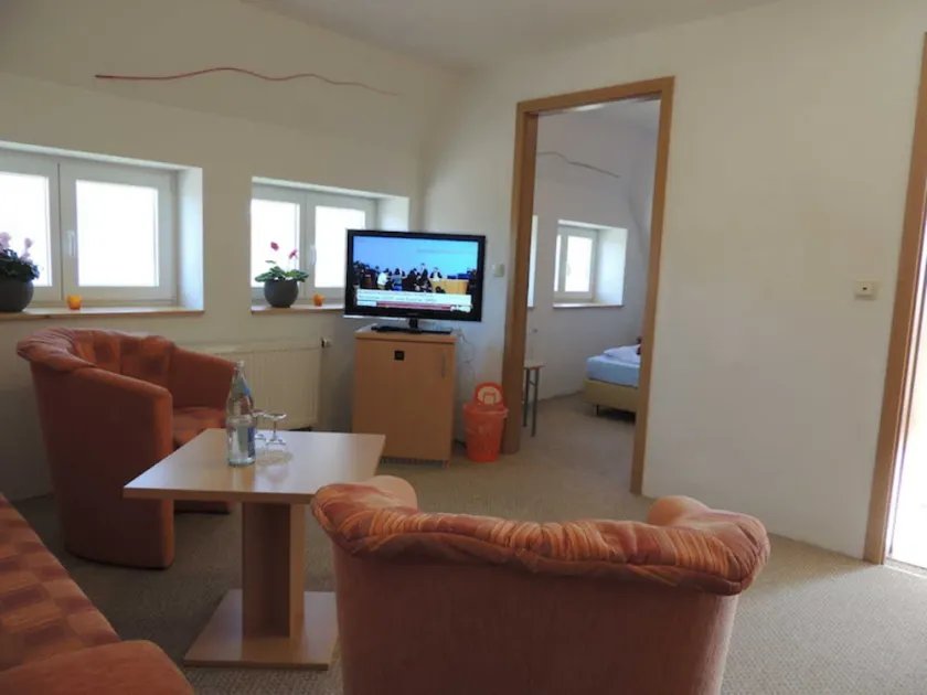10 AP med udsigt over søen og parken - Insel-Hotel Dobbertin - Image 1