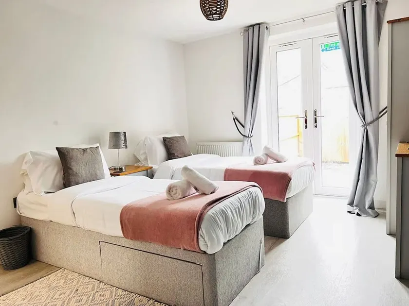 TANZANITE - Ground Floor 2BR apart, Pet friendly - Image 1