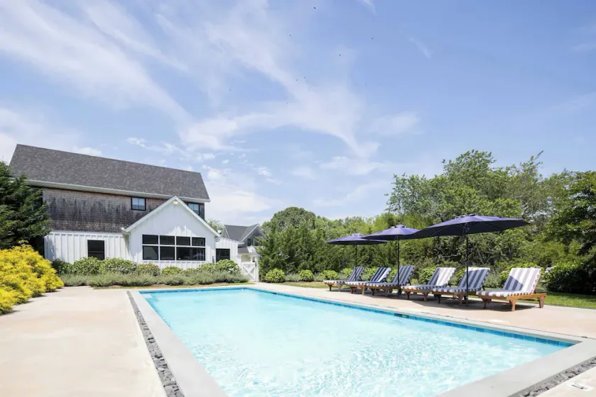 Sandpoint by Rove Travel - 6BR Family Home with Pool - Image 1