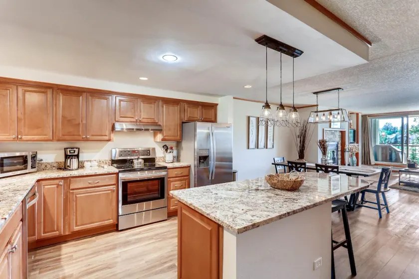 Spacious And Modern 2Br Premier- The Pines- Kids Ski Free Condo - Image 1