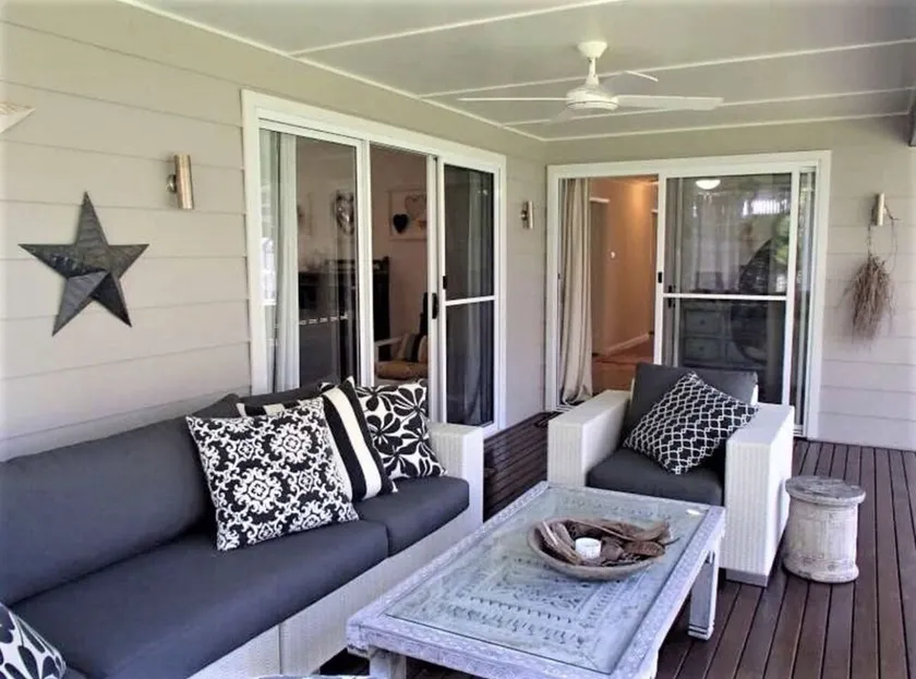 Large Beach House near 2 beaches - Image 1