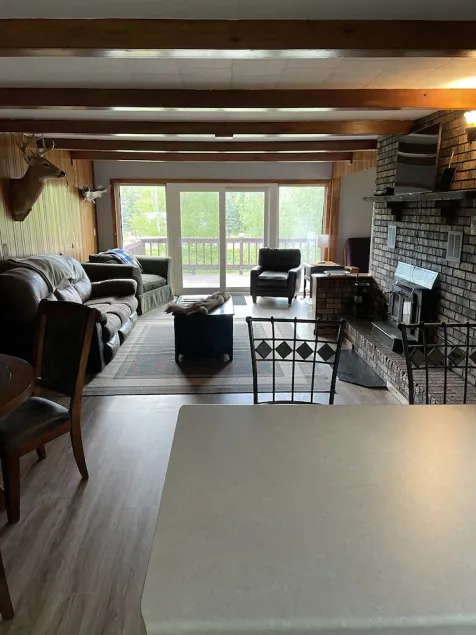 Private cabin 1 acre lot. Close to town, Lake Superior, beaches, trails, casino - Image 1