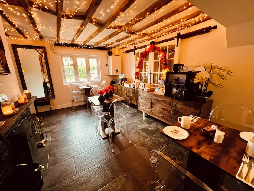 Tumbleweed Cottage - Image 1