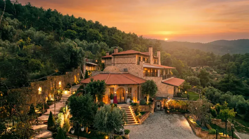 Lov'inn Kazdağları - Image 1