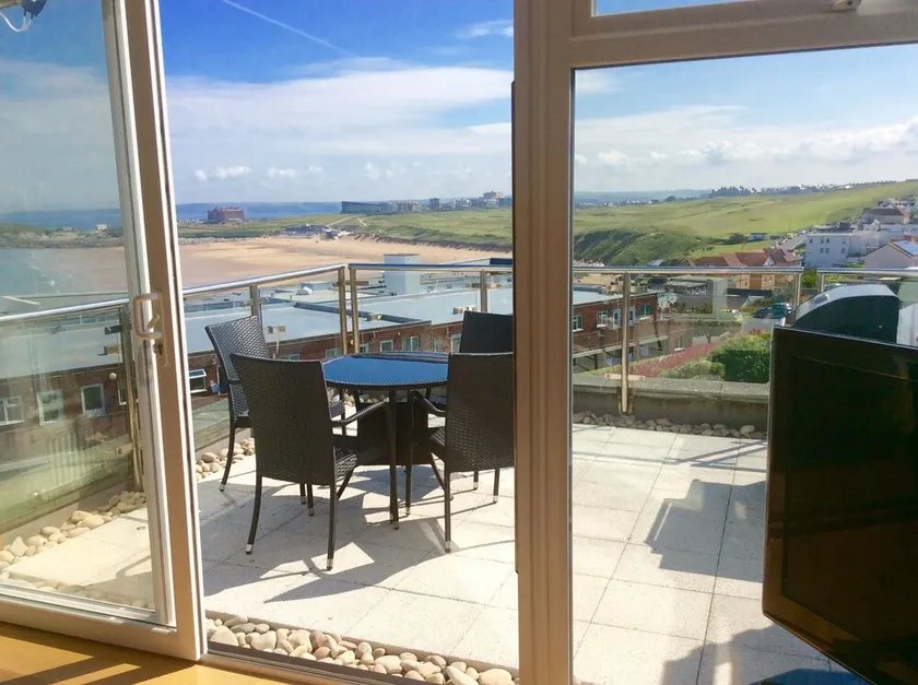 LAST MINUTE AVAILABILITY!! Holiday Home In Cornwall - Fistral View Holiday Home - Image 1
