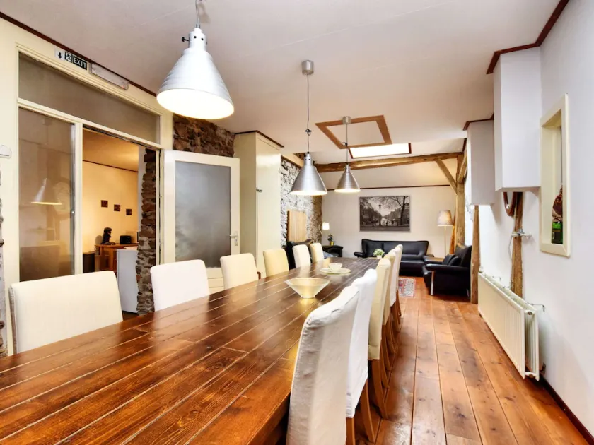 Rustic Farm Stay in Rogery - Image 1