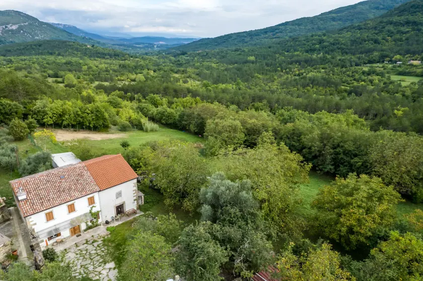 Renovated Istrian house in the woods - Image 1