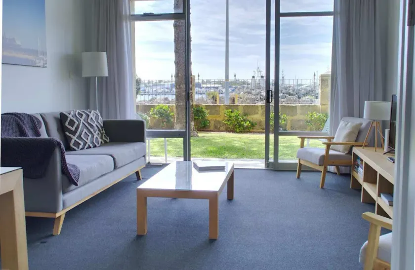 ★ Appartement avec vue sur le port ★ Couchers de soleil magiques 2BR NOUVELLE LISTE - Image 1