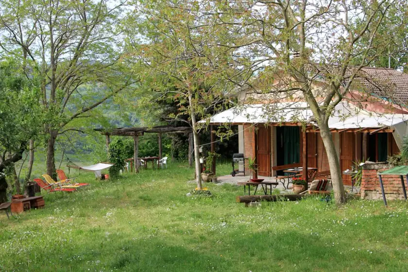 Nespoli: House / Villa -Hillside house in the middle of nature - Image 1