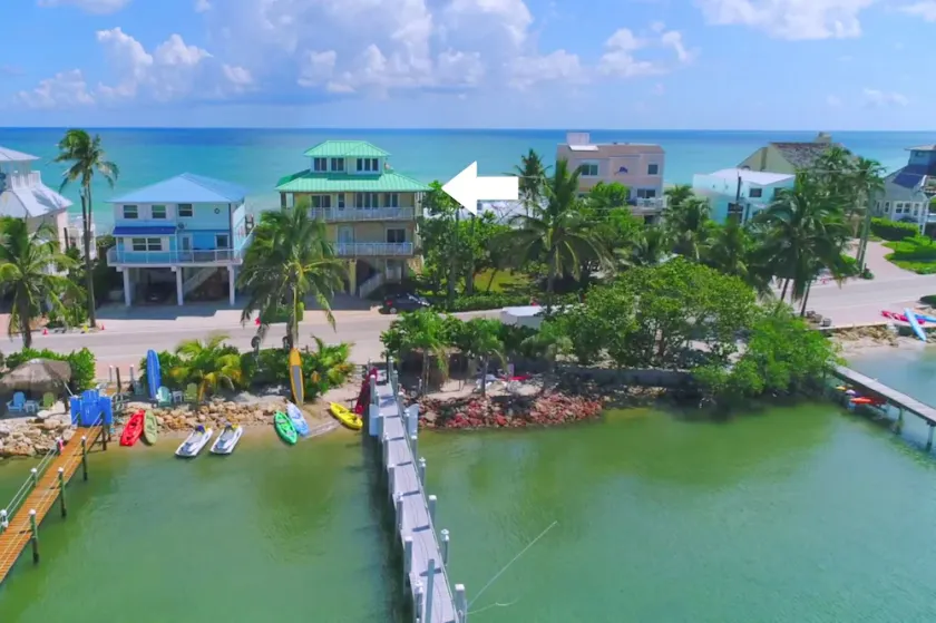 Carpe Diem! Bedøvelse FL Beach House på stranden + Dock!  << $ 100 per nat / Soveværelse - Image 1