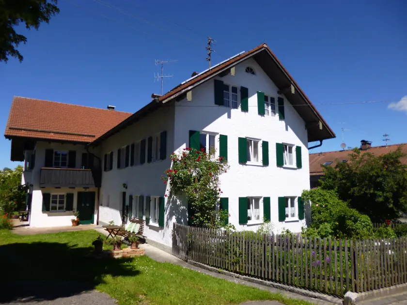 Siéntase cerca de las montañas de Allgäu, Forggensee, 3 dormitorios, de no fumar, inalámbrico - Image 1