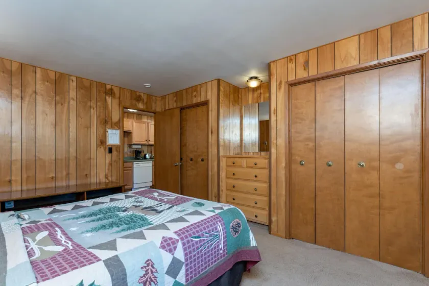 Hutchings Cabin & Apartment - Image 1