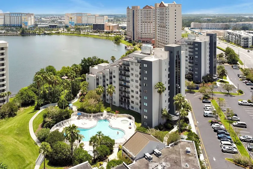 Studio Condo Near Universal I-Drive w Kitchenette - Image 1